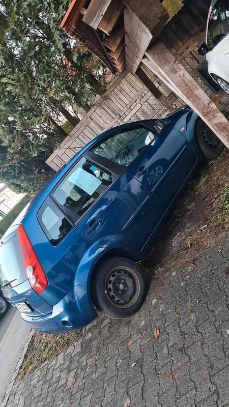 Blau Gebraucht 2007 Ford Fiesta Limousine | 1.750 € (Fairer Preis) - Bild 1/4