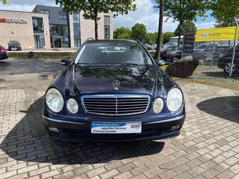 Gebraucht Mercedes E320 Avantgarde 224 PS (164 kW) 2005 Blau Kombi