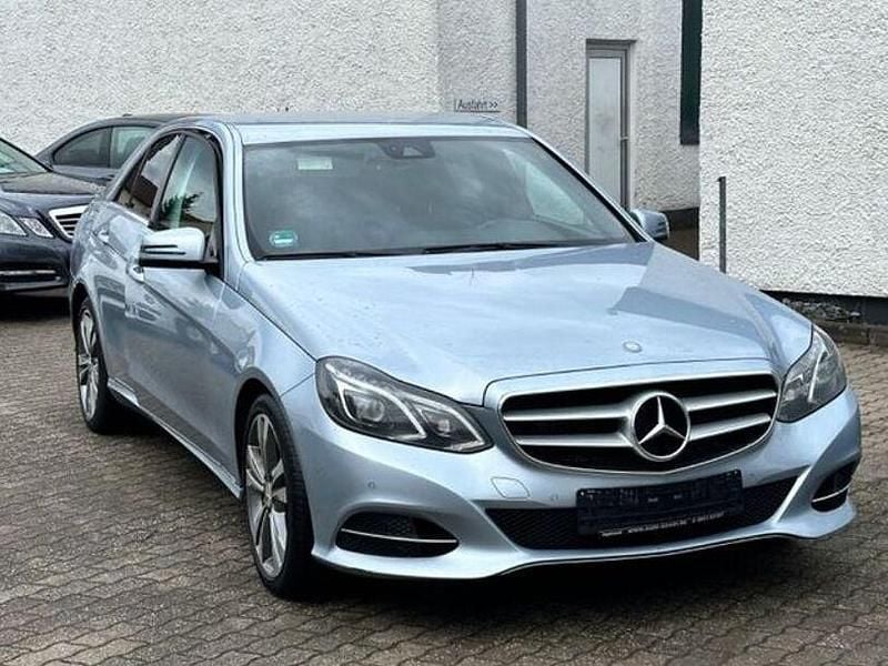 Gebraucht Mercedes E350 Avantgarde 252 PS (185 kW) 2013 Silber Limousine