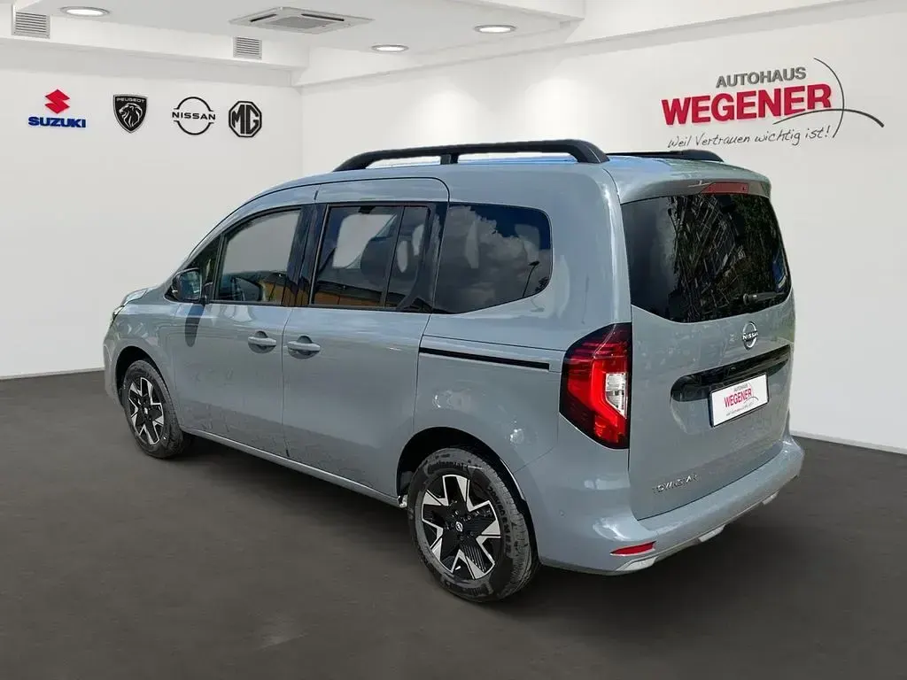 Neu Nissan Townstar N-Connecta 131 PS (96 kW) 2026 Highland grey Kombi