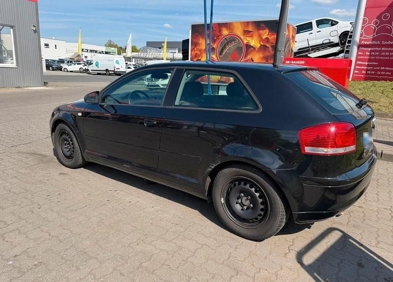 Używany Audi A3 105 KM (77 kW) 2004 Czarny Hatchback