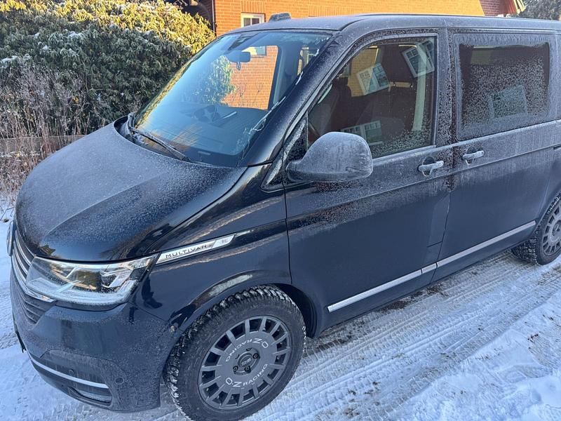 Gebraucht VW Multivan Highline 204 PS (150 kW) 2021 Schwarz Van