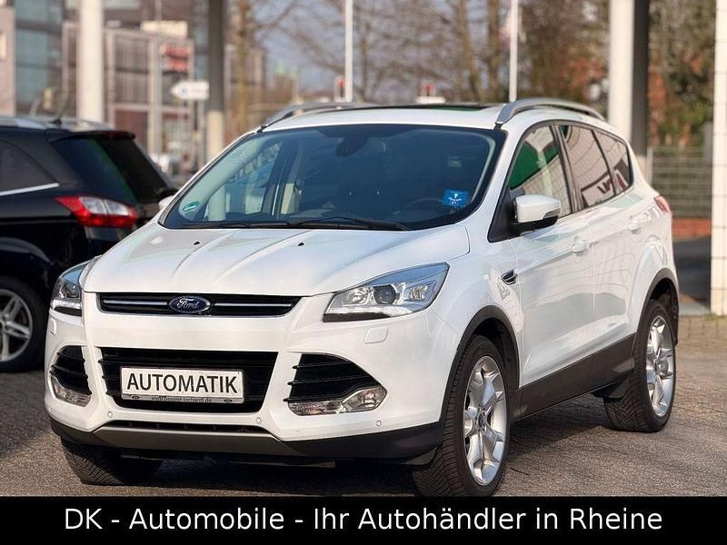 Gebraucht Ford Kuga Titanium 163 PS (119 kW) 2013 Weiß SUV