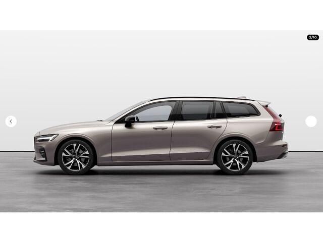 Gebraucht Volvo V60 Plus 197 PS (144 kW) 2024 Schwarz Kombi