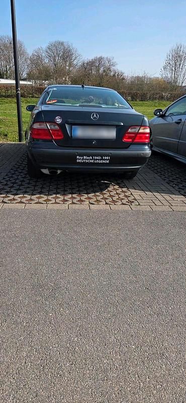 Gebraucht Mercedes CLK320 218 PS (160 kW) 1998 Blau Coupé