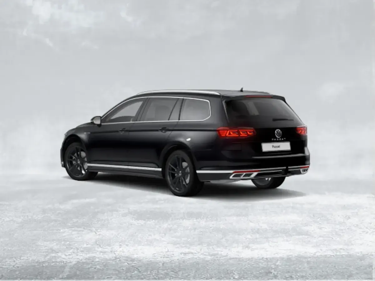 Gebraucht VW Passat Elegance 200 PS (147 kW) 2021 Deep black perleffekt Kombi