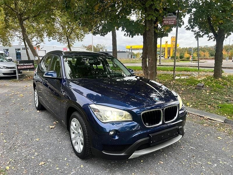 Blau Gebraucht 2012 BMW X1 SUV | 11.999 € (Guter Preis) - Bild 1/4