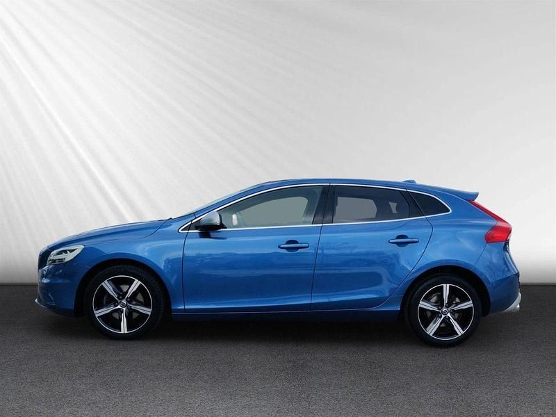 Gebraucht Volvo V40 R-Design 152 PS (111 kW) 2018 Blau Limousine