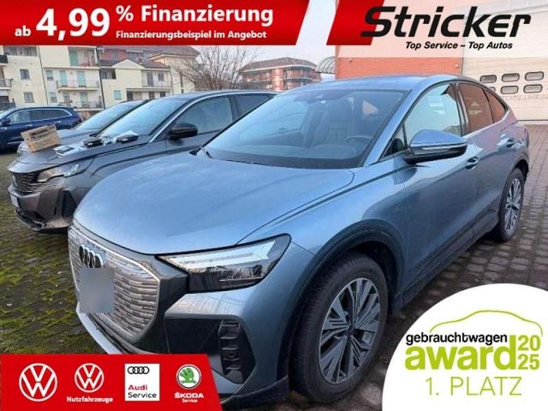 Gebraucht Audi e-tron 219 kW (299 PS) 2023 Geysirblau metallic (metallic) SUV