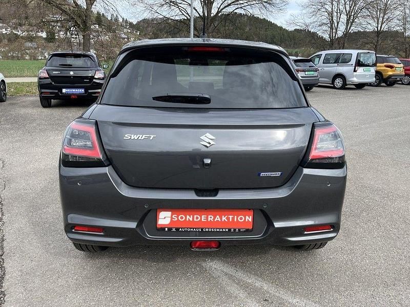 Neu Suzuki Swift Comfort 83 PS (61 kW) 2026 Grau metallic Kleinwagen
