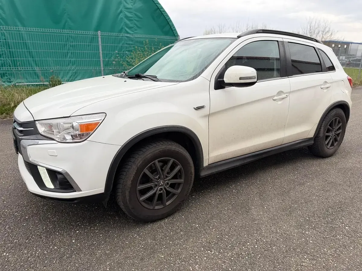 Gebraucht Mitsubishi ASX 150 PS (110 kW) 2019 Weiß SUV