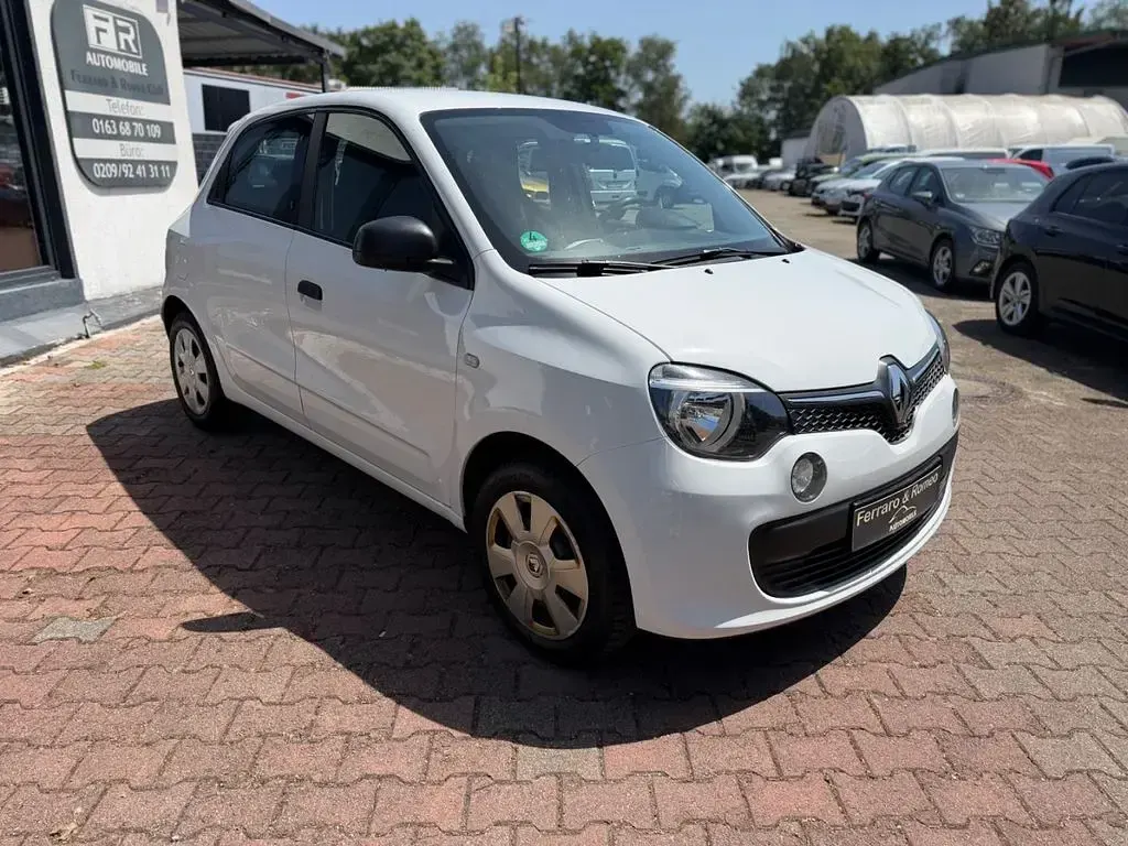 Gebraucht Renault Twingo Life 69 PS (50 kW) 2017 Weiß Kleinwagen