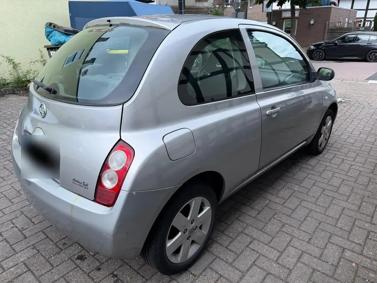 Gebraucht Nissan Micra 75 PS (55 kW) 2004 Silber Kleinwagen