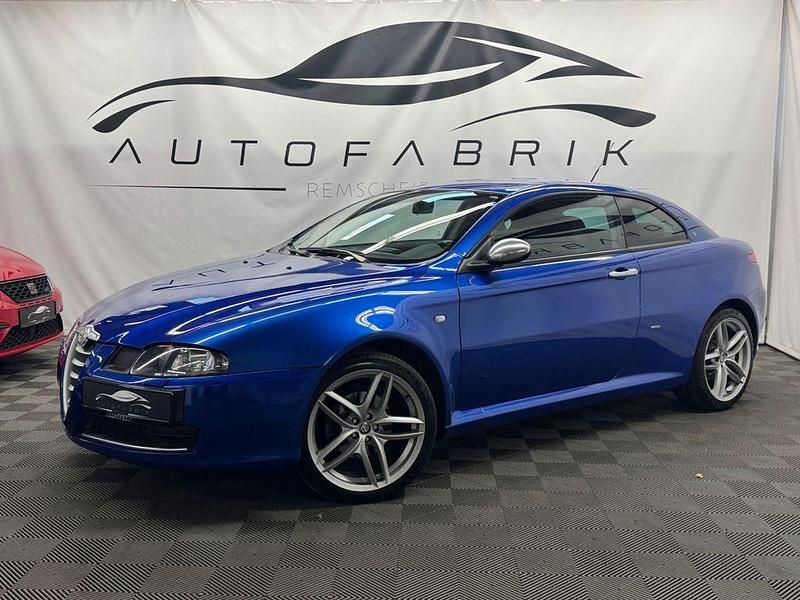 Blau Gebraucht 2009 Alfa Romeo GT Quadrifoglio Verde Coupé | 12.990 € - Bild 1/2