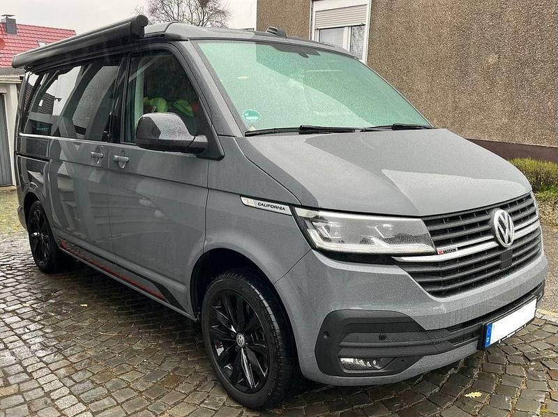 Grau Gebraucht 2022 VW T6.1 Edition Van | 71.500 € - Bild 1/4