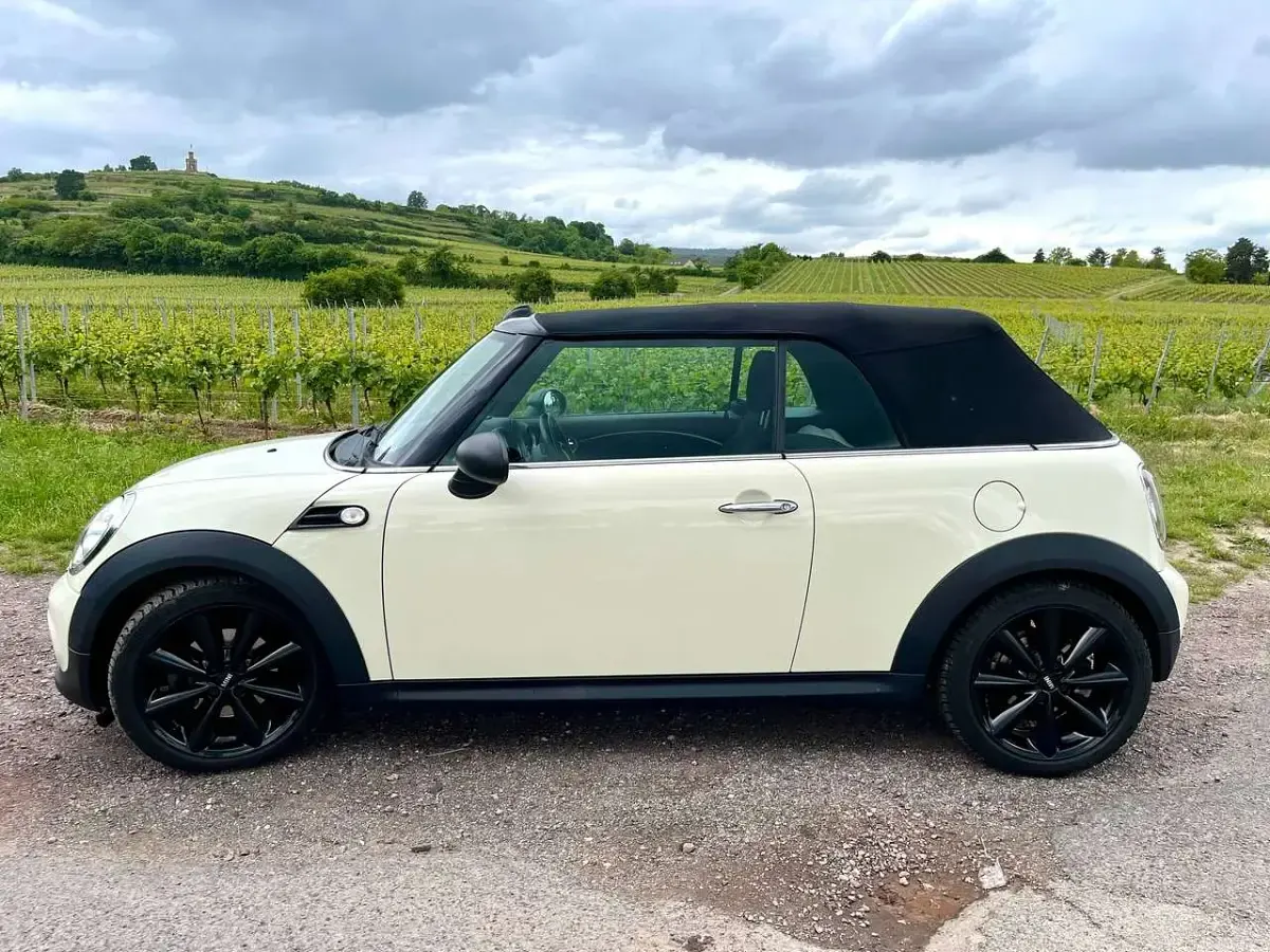 Gebraucht Mini One Cabriolet 98 PS (72 kW) 2012 Beige Cabrio