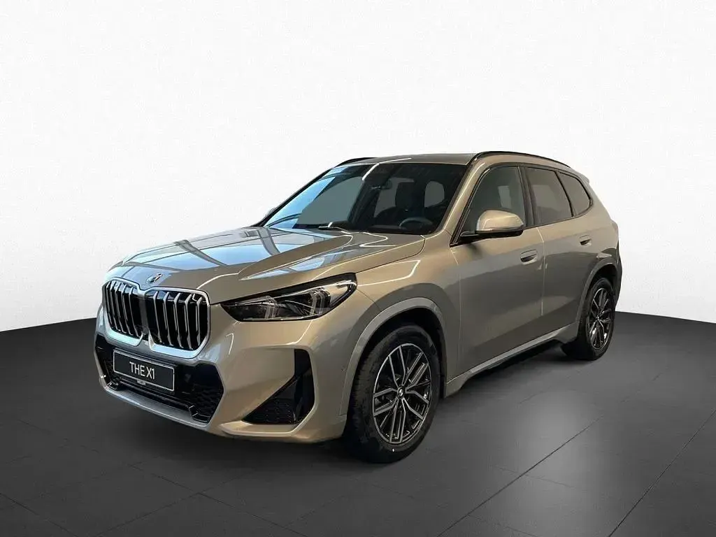 Neu BMW X1 Performance 150 PS (110 kW) 2025 Silber SUV