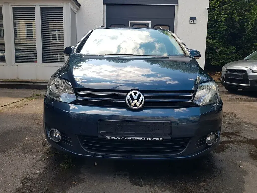 Gebraucht VW Golf VI Team 122 PS (89 kW) 2011 Blau Kleinwagen