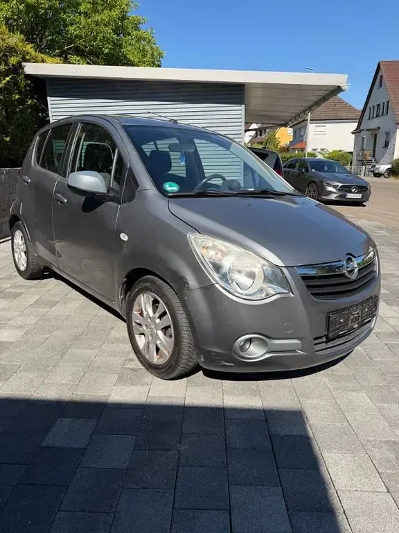 Gebraucht Opel Agila 94 PS (69 kW) 2011 Grau Kleinwagen