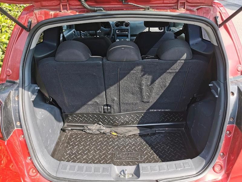 Gebraucht Mitsubishi Colt 95 PS (69 kW) 2008 Rot Kleinwagen