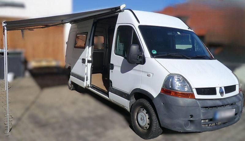 Second-hand Renault Master 136 CP (100 kW) 2005 Alb Monovolum