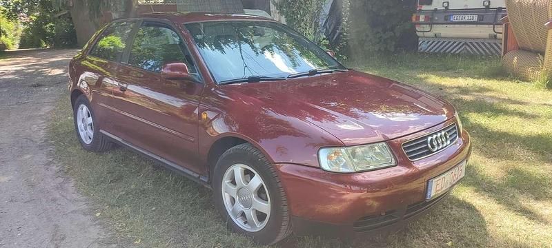 Rot Gebraucht 1998 Audi A3 Limousine | 2.199 € (Etwas zu teuer) - Bild 1/4