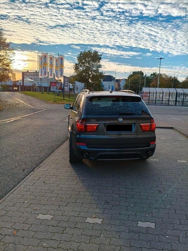 Gebraucht BMW X5 245 PS (180 kW) 2012 Grau SUV