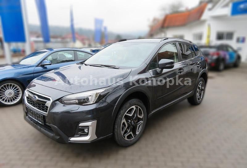 Diverse metallic Gebraucht 2020 Subaru XV Active SUV | 27.100 € (Etwas zu teuer) - Bild 1/4