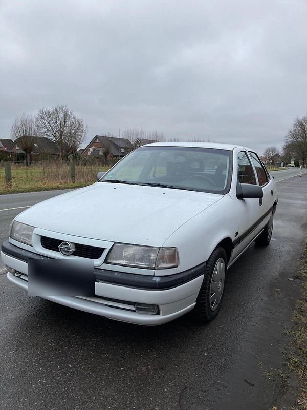 Gebraucht Opel Vectra 115 PS (84 kW) 1993 Weiß Limousine