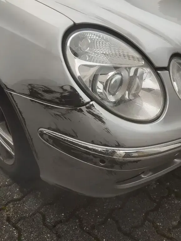 Gebraucht Mercedes E220 Elegance 150 PS (110 kW) 2005 Silber Limousine