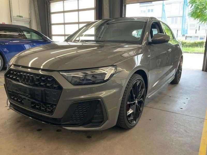 Chronsograu Gebraucht 2023 Audi A1 S-Line Kleinwagen | 28.950 € (Fairer Preis) - Bild 1/4