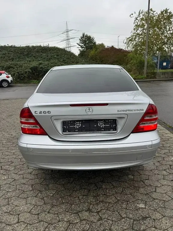 Gebraucht Mercedes C200 Classic 163 PS (119 kW) 2006 Grau Limousine