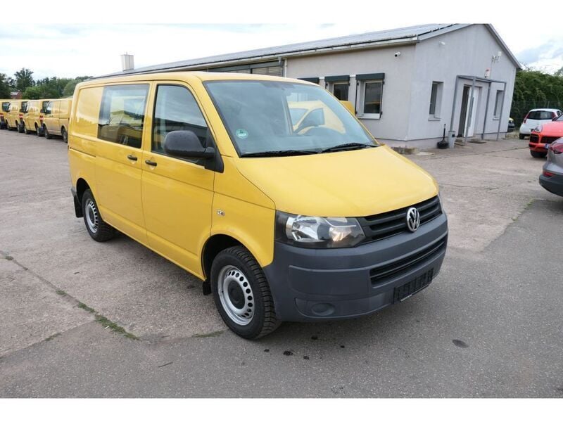 Gebraucht VW T5 84 PS (61 kW) 2011 Ginstergelb r1032 Van