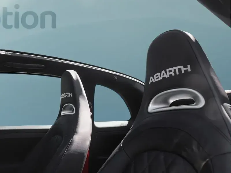 Gebraucht Abarth 595C Competizione 180 PS (132 kW) 2021 Schwarz Cabrio