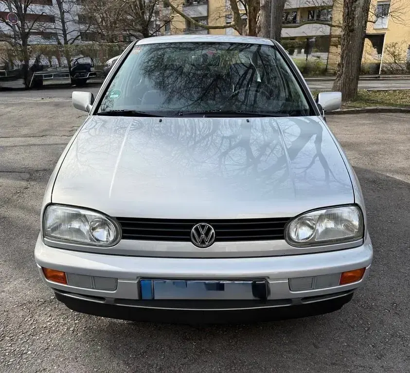 Gebraucht VW Golf III 75 PS (55 kW) 1995 Silber Limousine