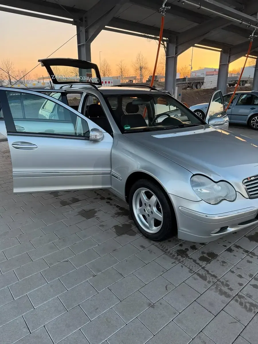 Gebraucht Mercedes C270 170 PS (125 kW) 2001 Grau Kombi