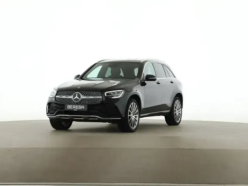 Gebraucht Mercedes GLC300e AMG 320 PS (235 kW) 2021 Schwarz SUV