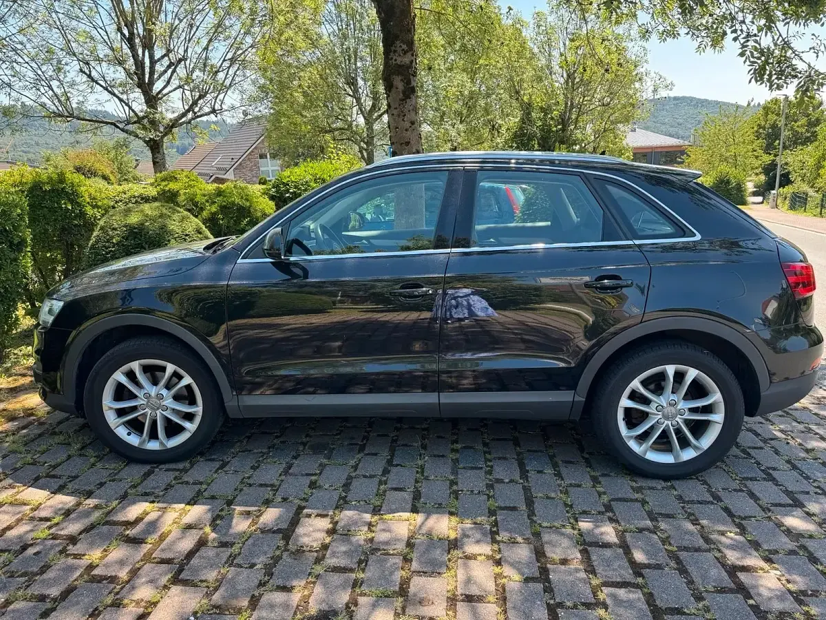 Gebraucht Audi Q3 Design 170 PS (125 kW) 2012 Schwarz SUV