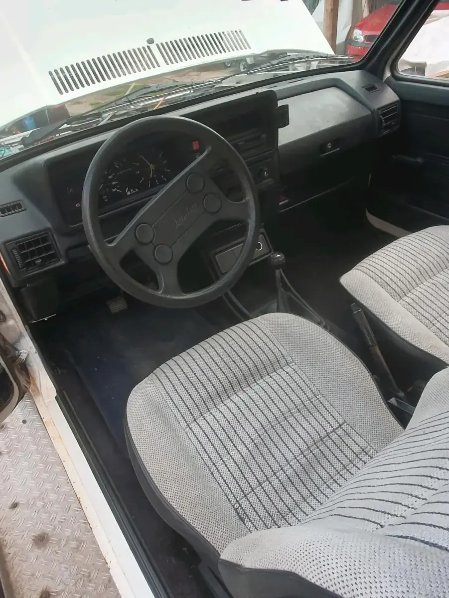 Gebraucht VW Golf I 69 PS (50 kW) 1983 Weiß Kleinwagen
