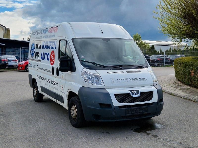 Weiß Gebraucht 2014 Peugeot Boxer Avantage Van | 8.999 € (Teuer) - Bild 1/2