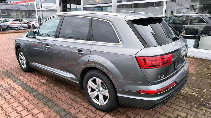 Gebraucht Audi Q7 S-Line 272 PS (200 kW) 2015 Grau SUV