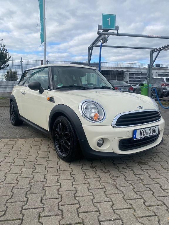 Beige Gebraucht 2013 Mini ONE Kleinwagen | 2.900 € (Superpreis) - Bild 1/4
