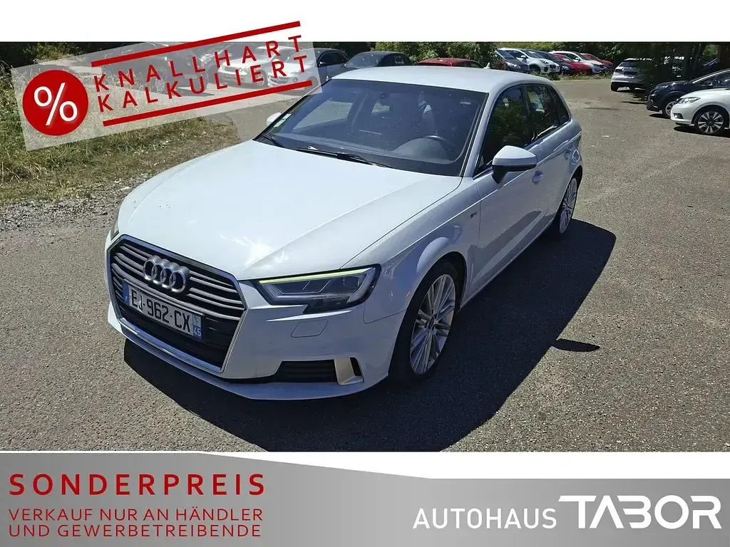 Gebraucht Audi A3 Sport 110 PS (80 kW) 2017 Gletscherweiß metallic Limousine