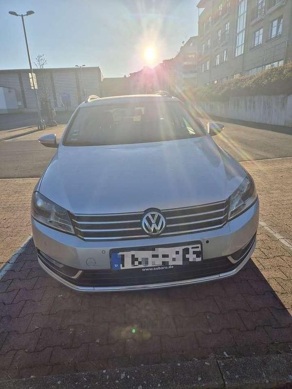 Gebraucht VW Passat Highline 140 PS (102 kW) 2013 Limousine