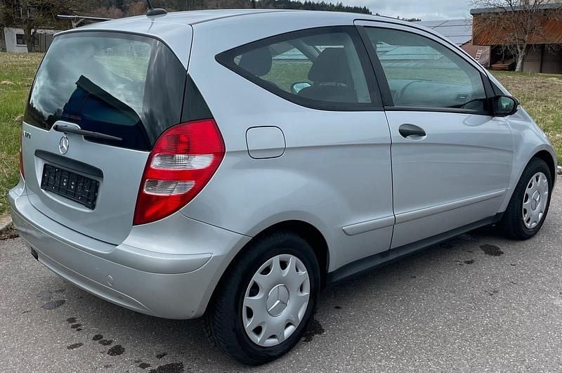 Gebraucht Mercedes A170 116 PS (85 kW) 2005 Silber Limousine