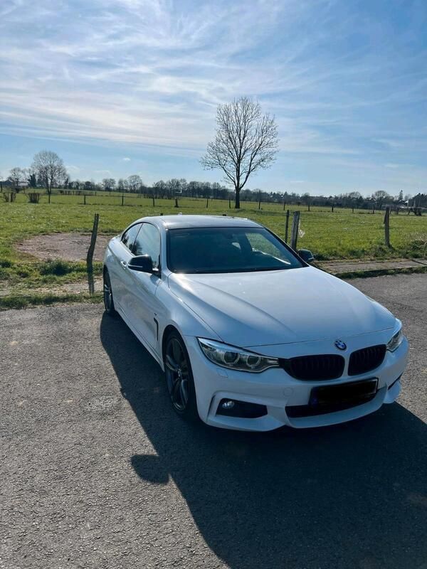 Weiß Gebraucht 2014 BMW 425 Shadowline Coupé | 14.500 € (Guter Preis) - Bild 1/4