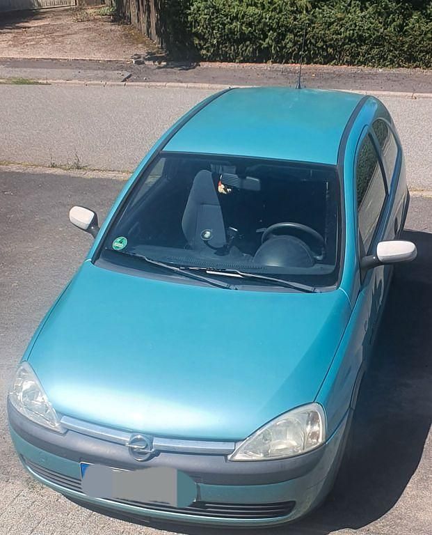 Grün Gebraucht 2003 Opel Corsa Njoy Limousine | 799 € (Guter Preis) - Bild 1/4