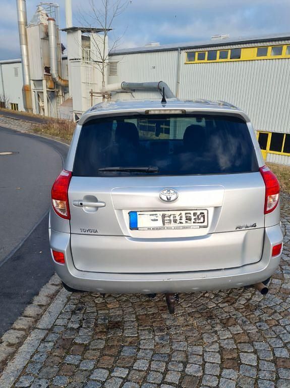 Gebraucht Toyota RAV4 Executive 177 PS (130 kW) 2008 Silber SUV