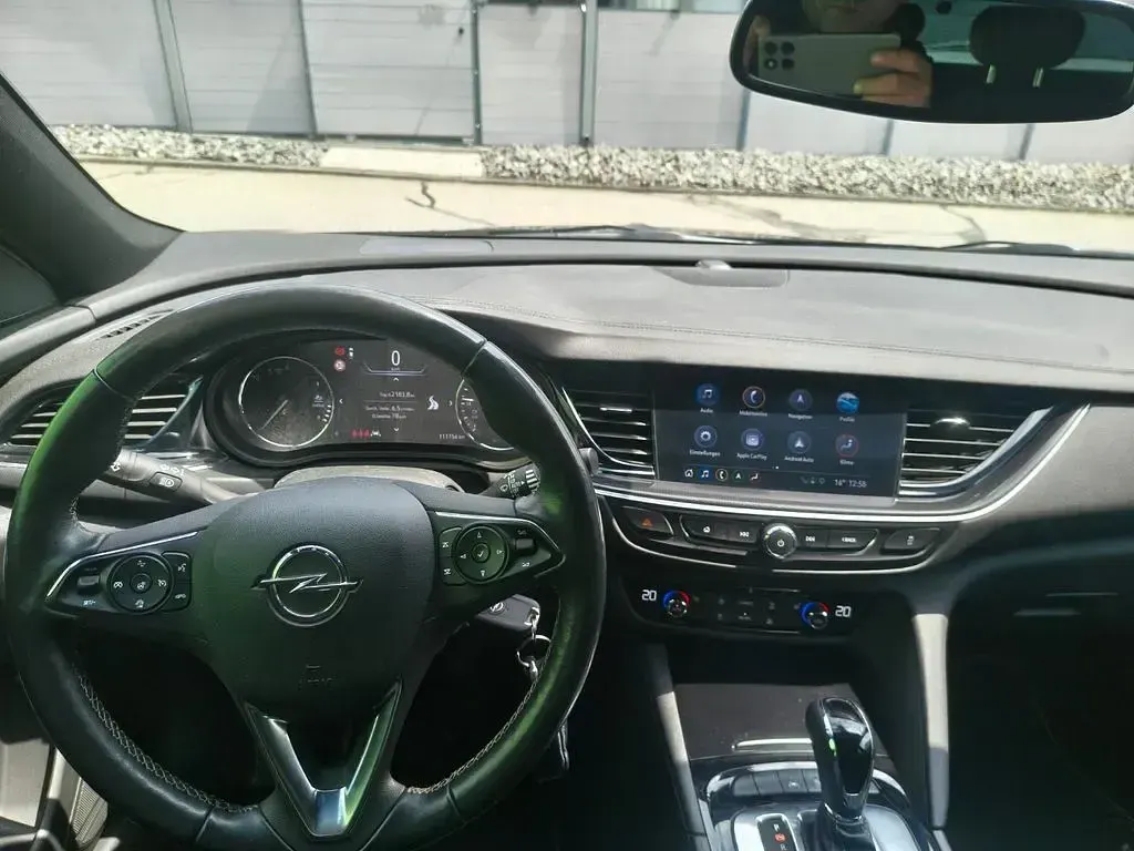 Gebraucht Opel Insignia Elegance 174 PS (127 kW) 2021 Schwarz Kombi