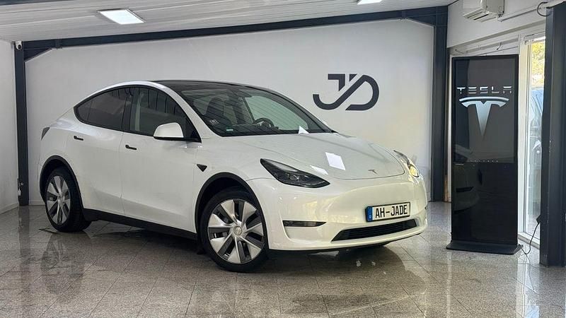 Weiß Gebraucht 2022 Tesla Model Y SUV | 33.950 € (Fairer Preis) - Bild 1/4
